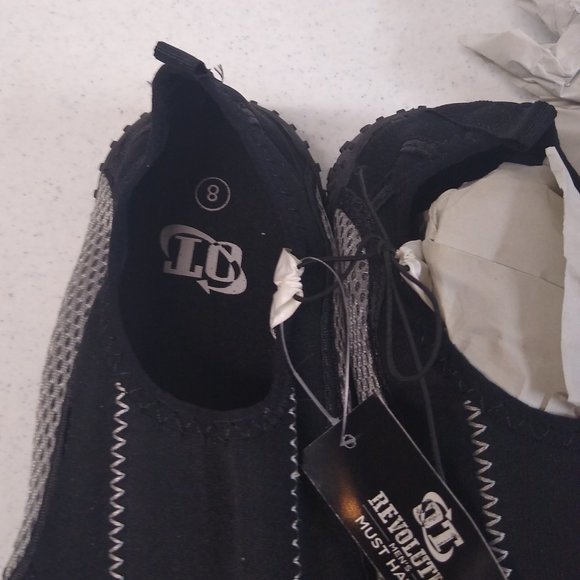 OT Revolution Size 8/9 Men's Pull On Swim/ Beach Shoes Black - New With Tag - Picture 6 of 9
